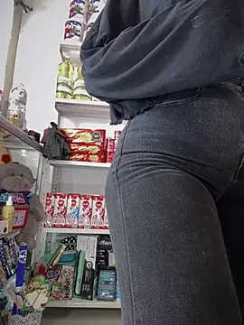 sammyqueenx21 online show from 03/01/25, 08:56