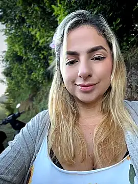 sammyqueenx21 online show from 06/24/26, 11:42