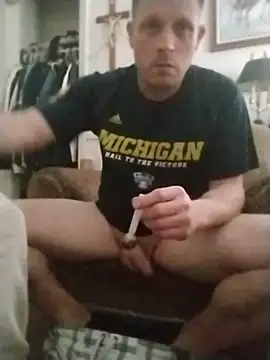 Snapshot of curiouscock38 chatting on 03/22/25, 05:09 curiouscock38 online show from 03/22/25, 05:09