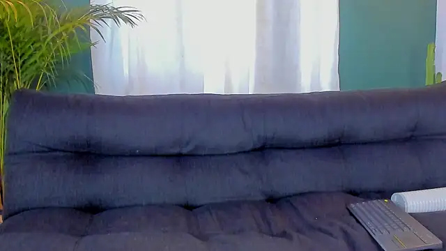 Snapshot of Aron_ford chatting on 10/31/25, 03:57 Aron ford online show from 10/31/25, 03:57