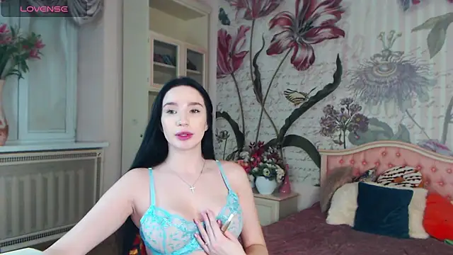 Snapshot of AliciaBow chatting on 01/22/25, 02:35 AliciaBow online show from 01/22/25, 02:35