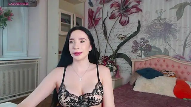 Snapshot of AliciaBow chatting on 01/29/25, 01:38 AliciaBow online show from 01/29/25, 01:38