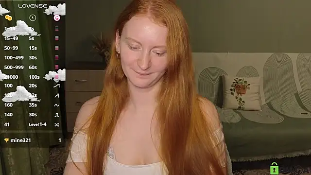 Snapshot of astoria_ross_ chatting on 03/16/26, 03:05 astoria ross online show from 03/16/26, 03:05