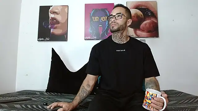 SophieFoxx17 online show from 07/22/26, 11:57