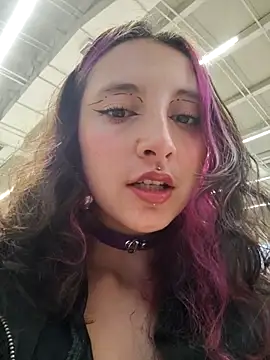  Laary online show from 10/18/25, 09:59