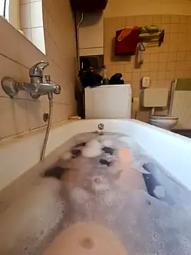 Snapshot of toeloverlive chatting on 01/23/25, 09:08 toeloverlive online show from 01/23/25, 09:08