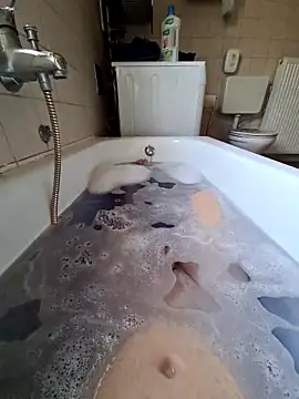 Snapshot of toeloverlive chatting on 02/11/25, 08:26 toeloverlive online show from 02/11/25, 08:26