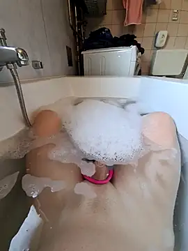 Snapshot of toeloverlive chatting on 10/20/25, 08:48 toeloverlive online show from 10/20/25, 08:48