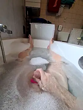 Snapshot of toeloverlive chatting on 03/04/26, 08:53 toeloverlive online show from 03/04/26, 08:53