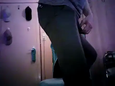 Snapshot of PassiveStute25 chatting on 02/08/25, 09:46 PassiveStute25 online show from 02/08/25, 09:46