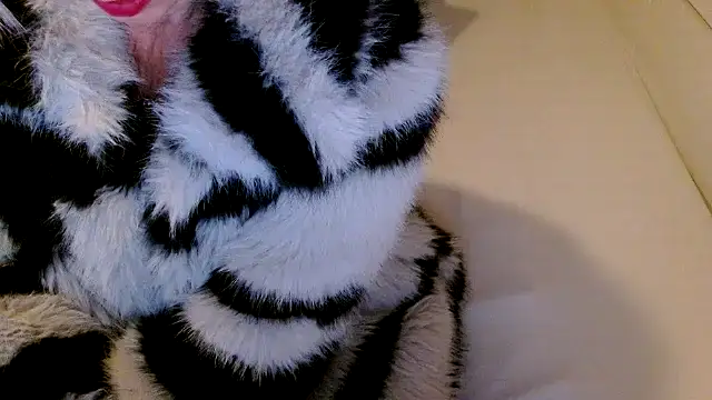 Snapshot of 34MANON chatting on 11/30/25, 06:39 34MANON online show from 11/30/25, 06:39