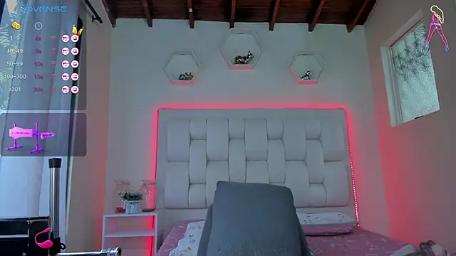 shanakendall online show from 02/11/25, 04:46