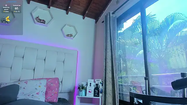 shanakendall online show from 09/27/25, 02:00