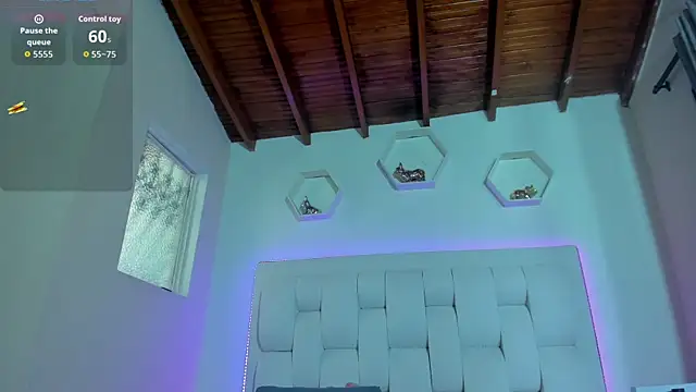 shanakendall online show from 11/18/25, 03:05