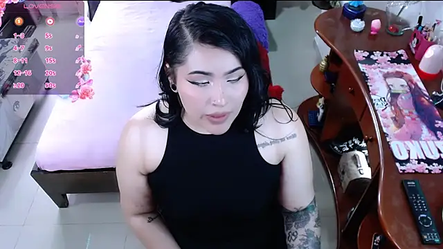 lufek23 online show from 12/15/24, 04:15