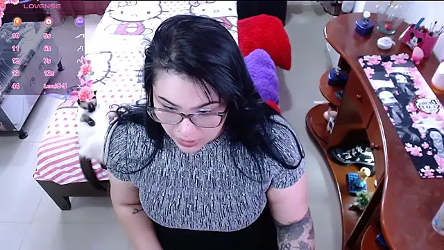 lufek23 online show from 01/13/25, 06:27