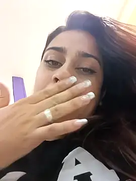 Latina sexy1 online show from 03/20/25, 09:46