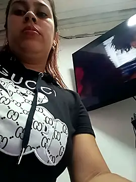 Latina sexy1 online show from 10/09/25, 03:54