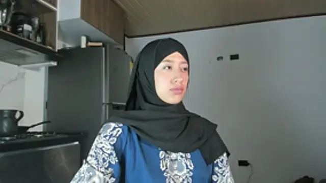 adila anich online show from 05/09/26, 12:49