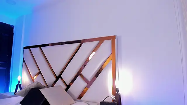 Aron cruz online show from 04/28/26, 01:16