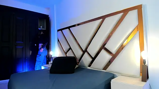 Aron cruz online show from 05/25/26, 01:06