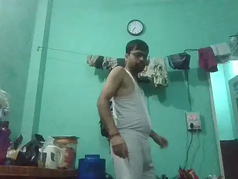 Snapshot of Exhibboi4fun chatting on 10/13/25, 02:06 Exhibboi4fun online show from 10/13/25, 02:06