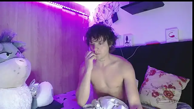 Santiago kiler online show from 03/16/26, 11:36