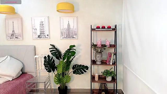 Sassy--Girl online show from 02/21/25, 06:15