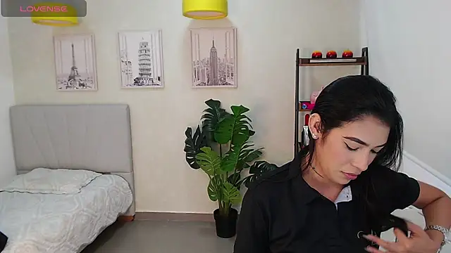 Sassy--Girl online show from 03/18/25, 06:04