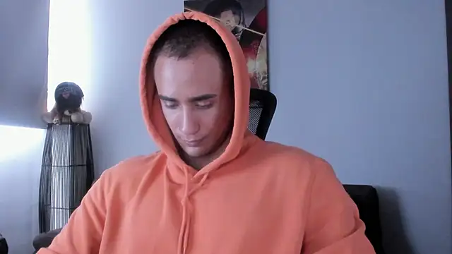 Snapshot of AlexRivera6 chatting on 12/18/24, 08:03 AlexRivera6 online show from 12/18/24, 08:03