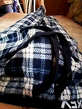 Snapshot of rodovlaz chatting on 01/08/26, 12:29 rodovlaz online show from 01/08/26, 12:29