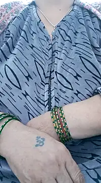 Snapshot of Kavya_XX chatting on 12/20/24, 02:16 Kavya XX online show from 12/20/24, 02:16