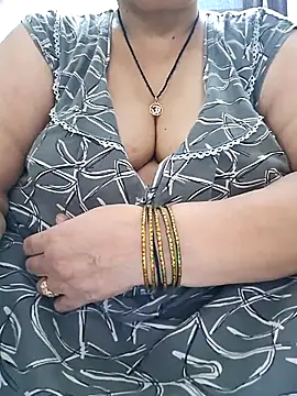 Snapshot of Kavya_XX chatting on 09/11/25, 02:50 Kavya XX online show from 09/11/25, 02:50