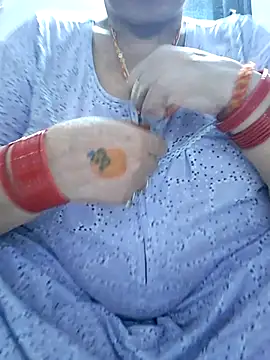 Snapshot of Kavya_XX chatting on 09/29/25, 05:51 Kavya XX online show from 09/29/25, 05:51