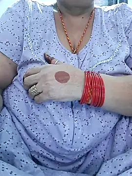 Snapshot of Kavya_XX chatting on 10/02/25, 05:09 Kavya XX online show from 10/02/25, 05:09