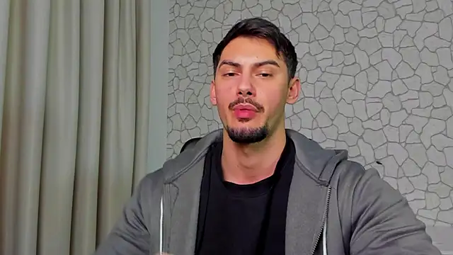 Snapshot of ClintMasters chatting on 01/07/26, 06:49 ClintMasters online show from 01/07/26, 06:49