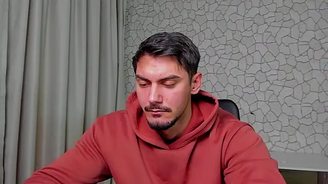 Snapshot of ClintMasters chatting on 01/09/26, 04:04 ClintMasters online show from 01/09/26, 04:04