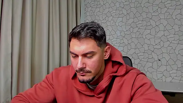 Snapshot of ClintMasters chatting on 01/12/26, 06:51 ClintMasters online show from 01/12/26, 06:51