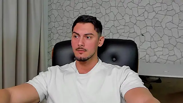 Snapshot of ClintMasters chatting on 02/07/26, 06:17 ClintMasters online show from 02/07/26, 06:17