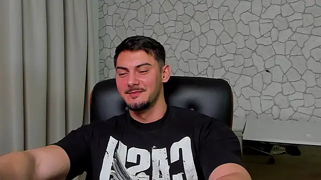 Snapshot of ClintMasters chatting on 02/17/26, 06:21 ClintMasters online show from 02/17/26, 06:21