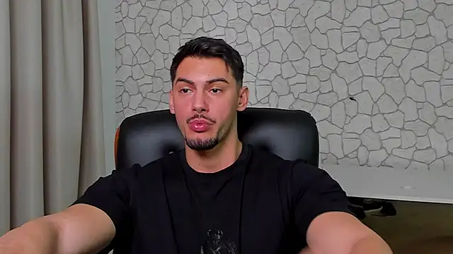 Snapshot of ClintMasters chatting on 02/23/26, 06:33 ClintMasters online show from 02/23/26, 06:33