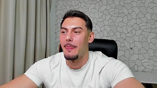 Snapshot of ClintMasters chatting on 03/25/26, 05:57 ClintMasters online show from 03/25/26, 05:57