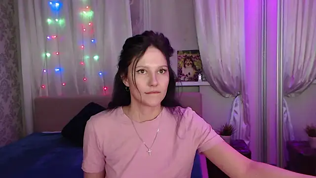 Snapshot of Zlata888 chatting on 02/13/26, 04:47 Zlata888 online show from 02/13/26, 04:47