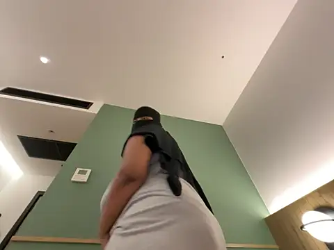 Snapshot of Submissive_Arab chatting on 03/05/26, 03:08 Submissive Arab online show from 03/05/26, 03:08