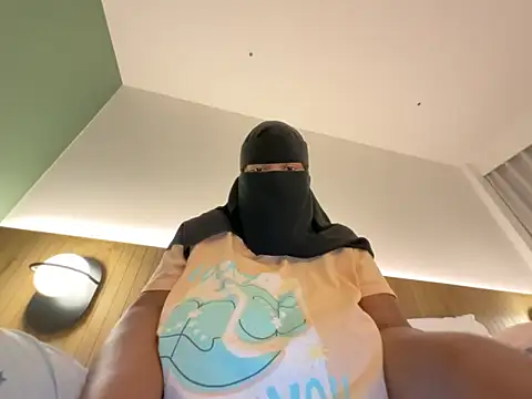 Snapshot of Submissive_Arab chatting on 03/06/26, 06:48 Submissive Arab online show from 03/06/26, 06:48