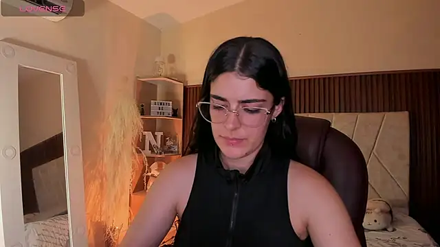  Niah  online show from 10/07/25, 07:44