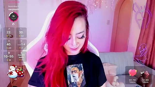 Mia-Bloom online show from 11/08/25, 02:34