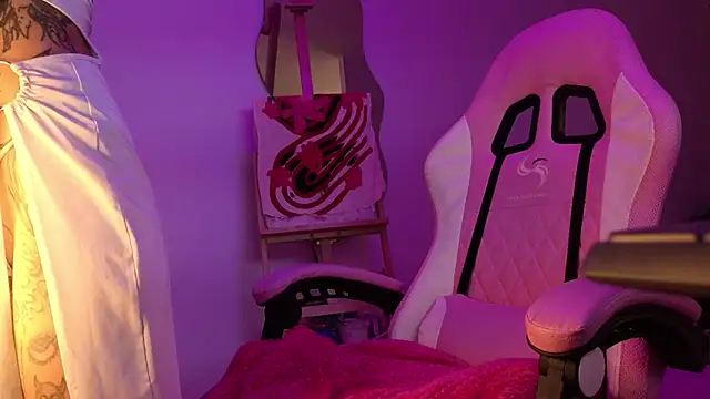 Snapshot of goddess_vee_ chatting on 02/04/26, 08:58 goddess vee online show from 02/04/26, 08:58