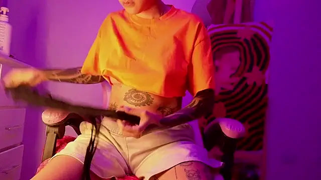 Snapshot of goddess_vee_ chatting on 03/13/26, 11:33 goddess vee online show from 03/13/26, 11:33