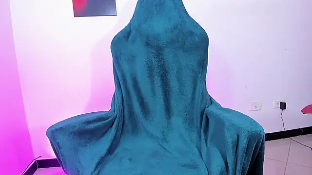 Snapshot of lazzon_bastion chatting on 01/08/26, 10:12 lazzon bastion online show from 01/08/26, 10:12